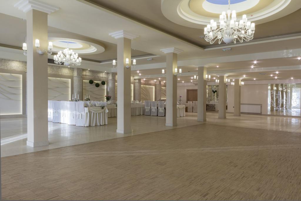 Hotel Notabene Swidnik  Bagian luar foto