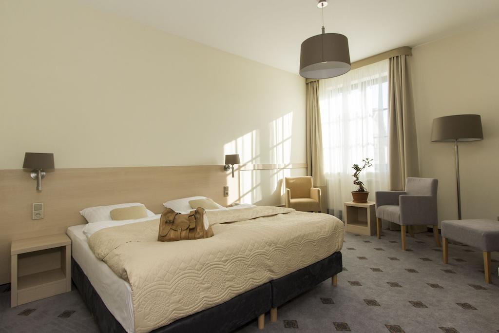 Hotel Notabene Swidnik  Ruang foto