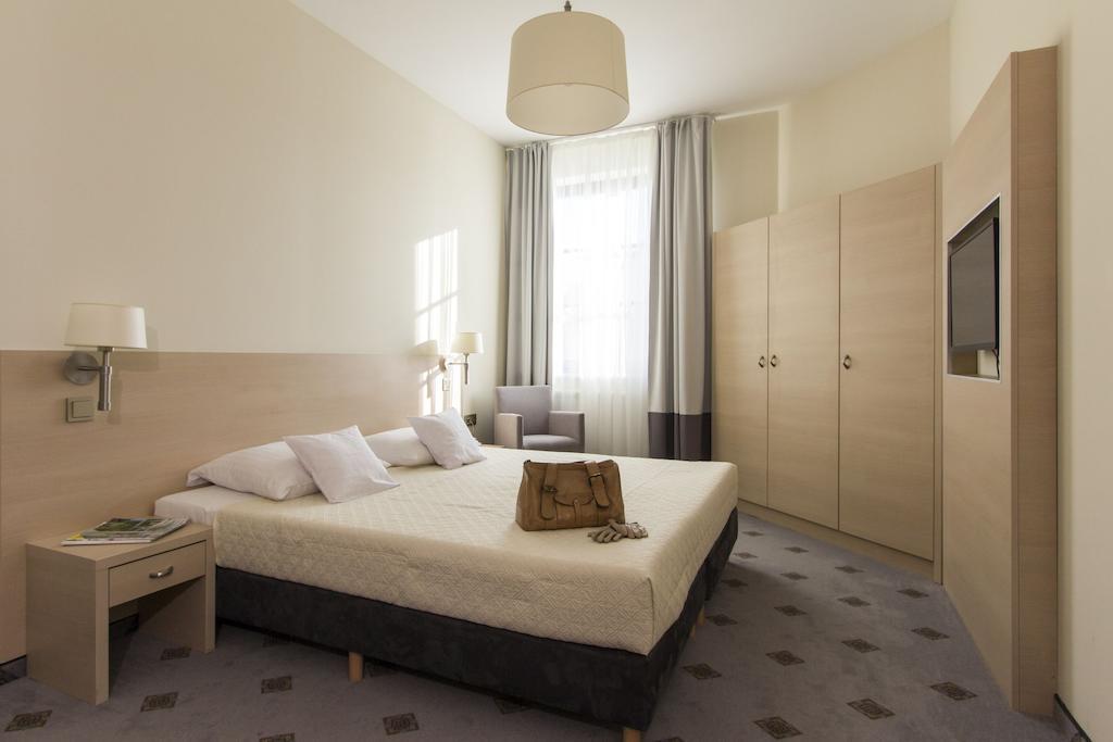 Hotel Notabene Swidnik  Bagian luar foto