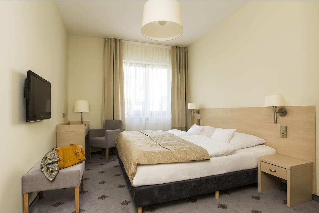 Hotel Notabene Swidnik  Ruang foto