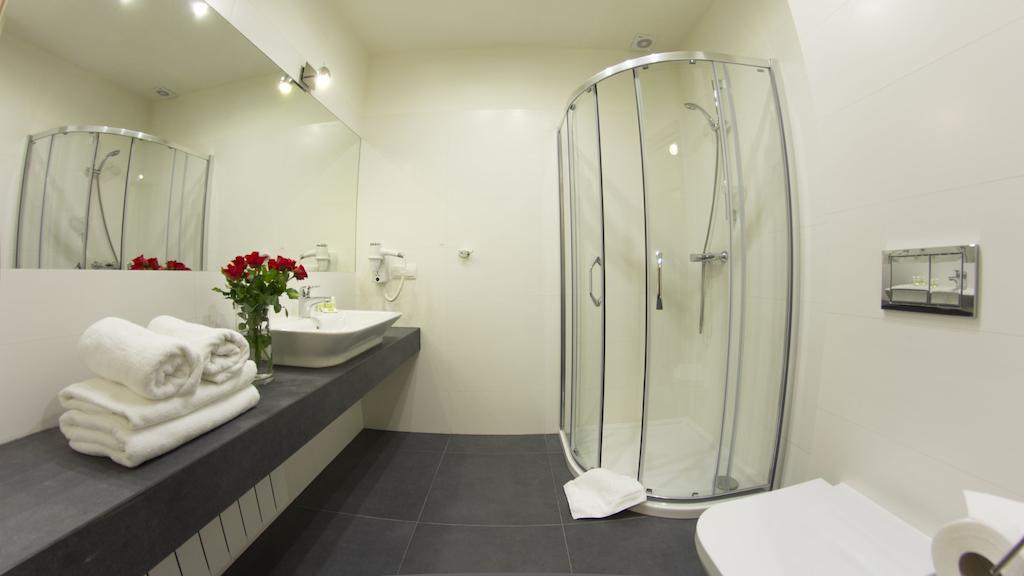 Hotel Notabene Swidnik  Ruang foto