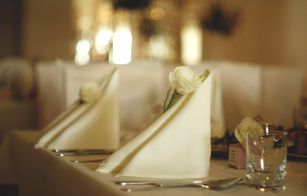 Hotel Notabene Swidnik  Bagian luar foto